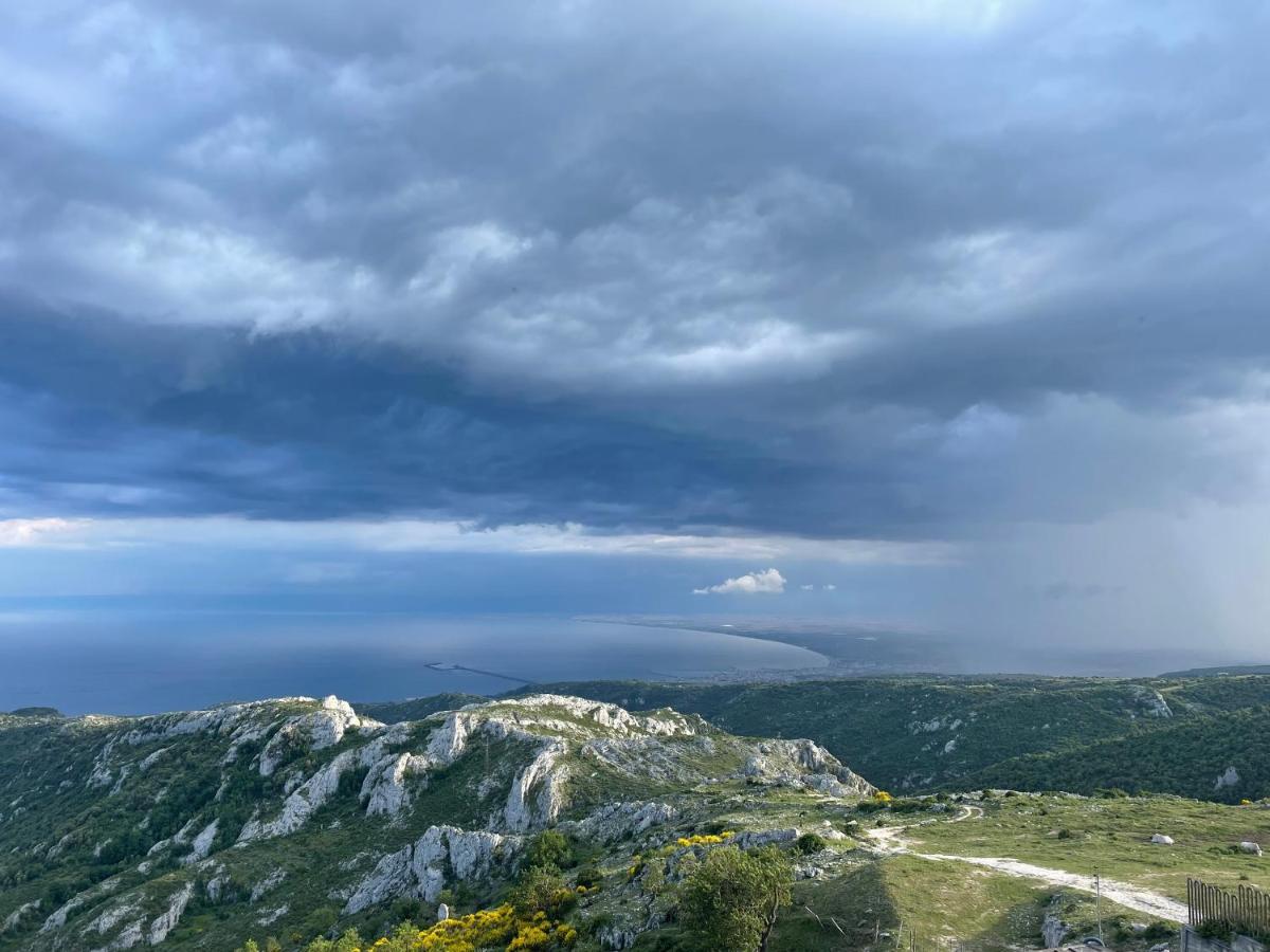 Al Dolmen Bed & Breakfast Monte Sant'Angelo Luaran gambar
